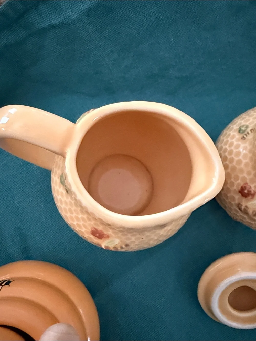 Williams Sonoma Honeycomb Bee Ceramic Tea Set in Yellow with Sur La Table honey